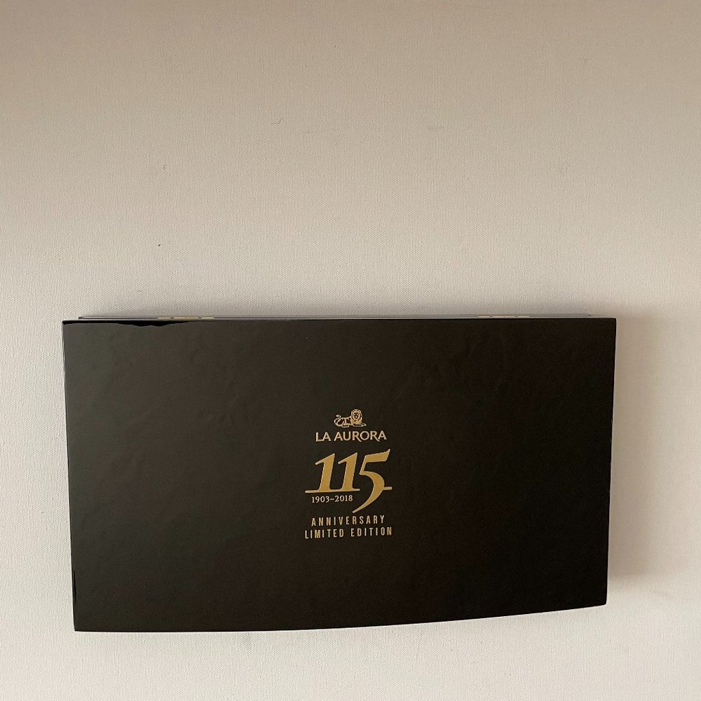 La Aurora Cigar Box - #2